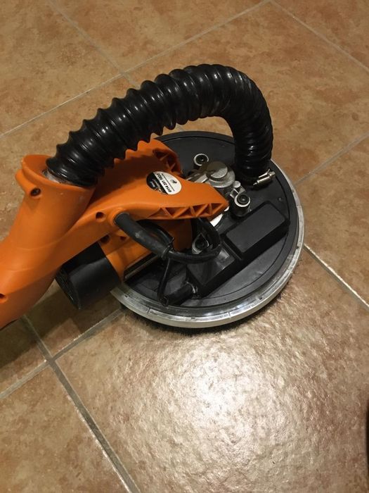 Шліф машинка жираф Evolution r225dws 710W