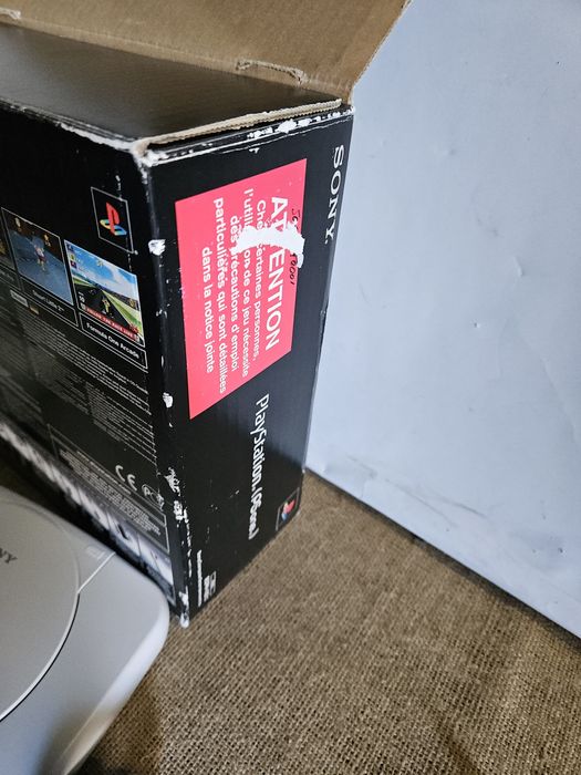 Consola psone com caixa