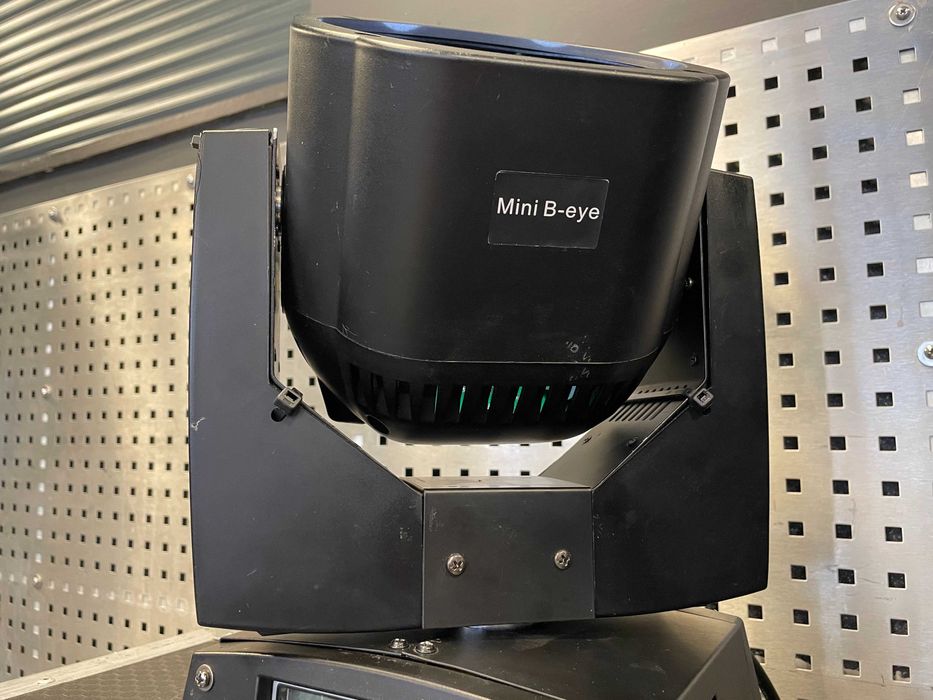 Głowy ruchome beam/wash Brighter Mini B-Eye 7x40W zoom, flower + case