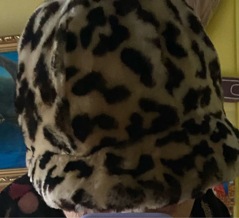 Зимняя мутоновая кепка