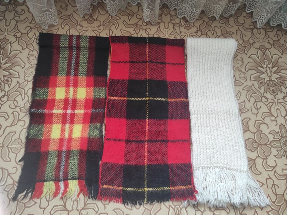 Продам шарфы( новые, б/у)