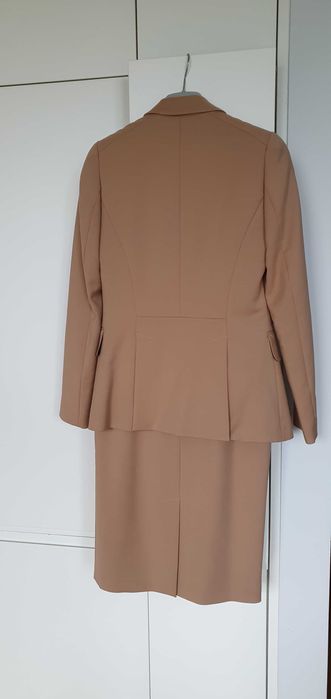 Kostium damski camel Simple