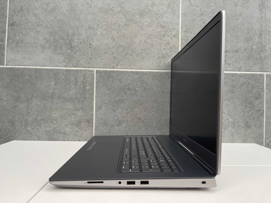 Dell Precision 7750/i9-10885H/64Gb DDR4/1Tb M2/17" IPS/RTX 4000 (8Gb)