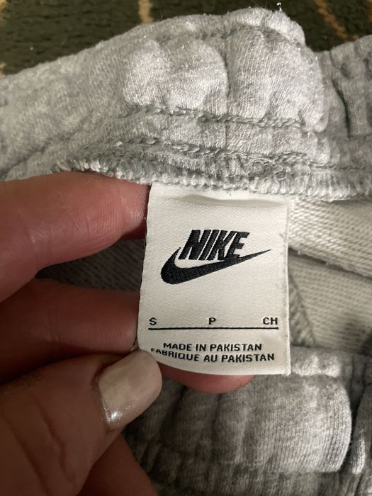 Спортивні штани Nike