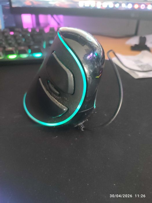 Rato Gaming vertical478519633066086401