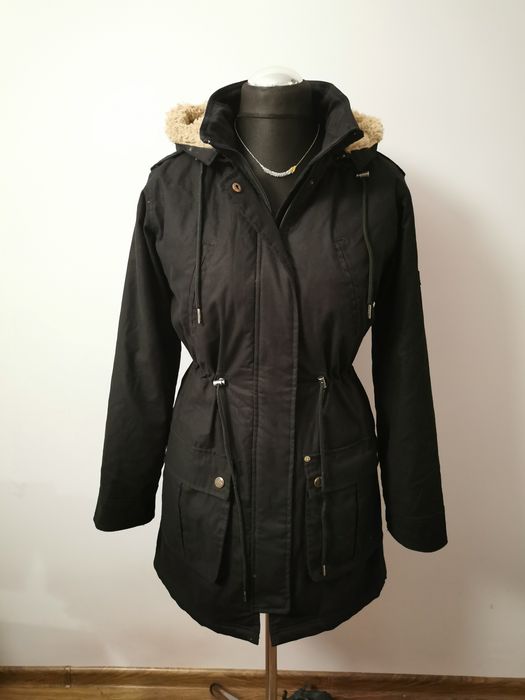 Czarna parka damska rozmiar S/M super stan
