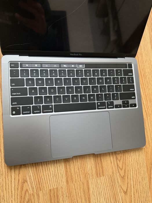 MacBook Pro 13 2020 M1 8/256 GB A2338
