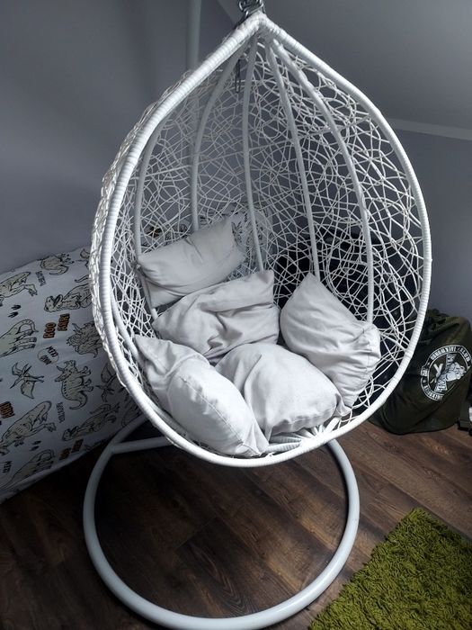 Fotel wiszący kokon