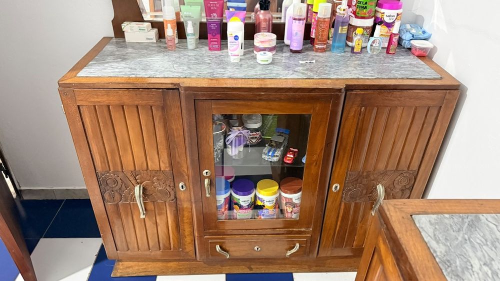 Vende-se em conjunto ou separado. 100 euros cada