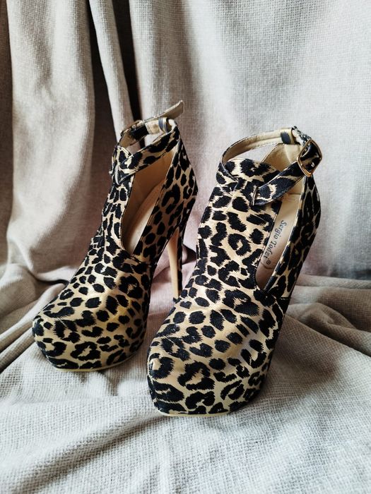 Sapatos de plataforma