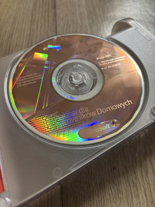 Oryginalny Microsoft Office 2007 dla Użytkowników Domowych – Jubileuszowa Edycja Specjalna „15 lat Microsoft w Polsce”