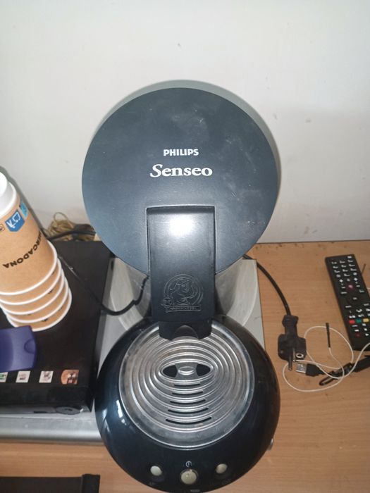 máquina de café de monodoses de papel da linha Philips Senseo Original (modelo clássico/tradicional).