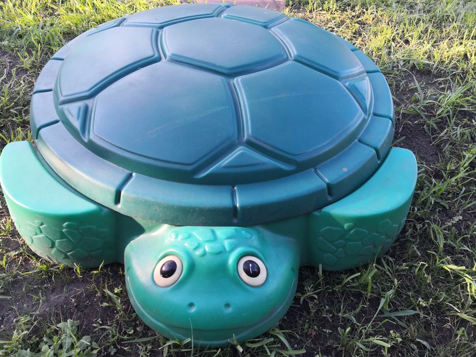 Sprzedam piaskownica z pokrywa, żółwik Little Tikes