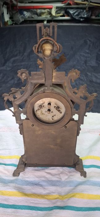 Zegar kominkowy ozdobny – styl klasycystyczny / empire – stan nieznany