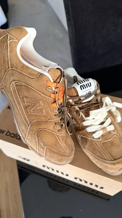 New Balance Miu Miu