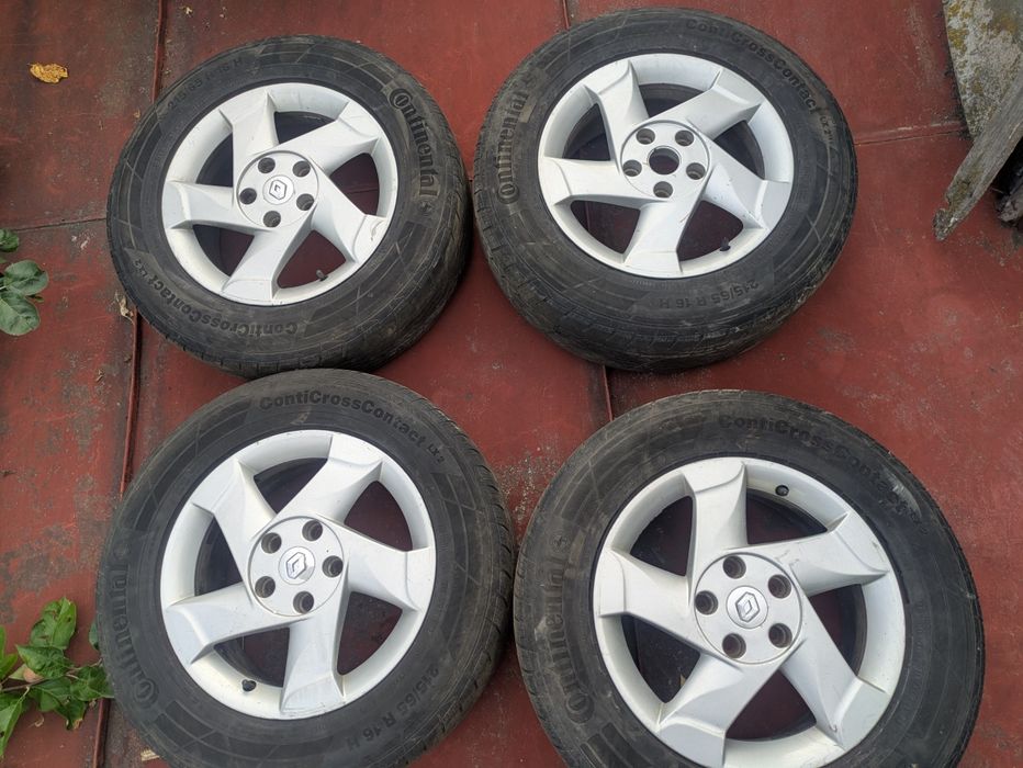 Диски з гумою 215/65 R16 5×114.3