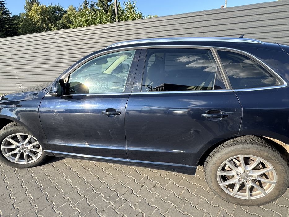Продам Audi Q5 2010