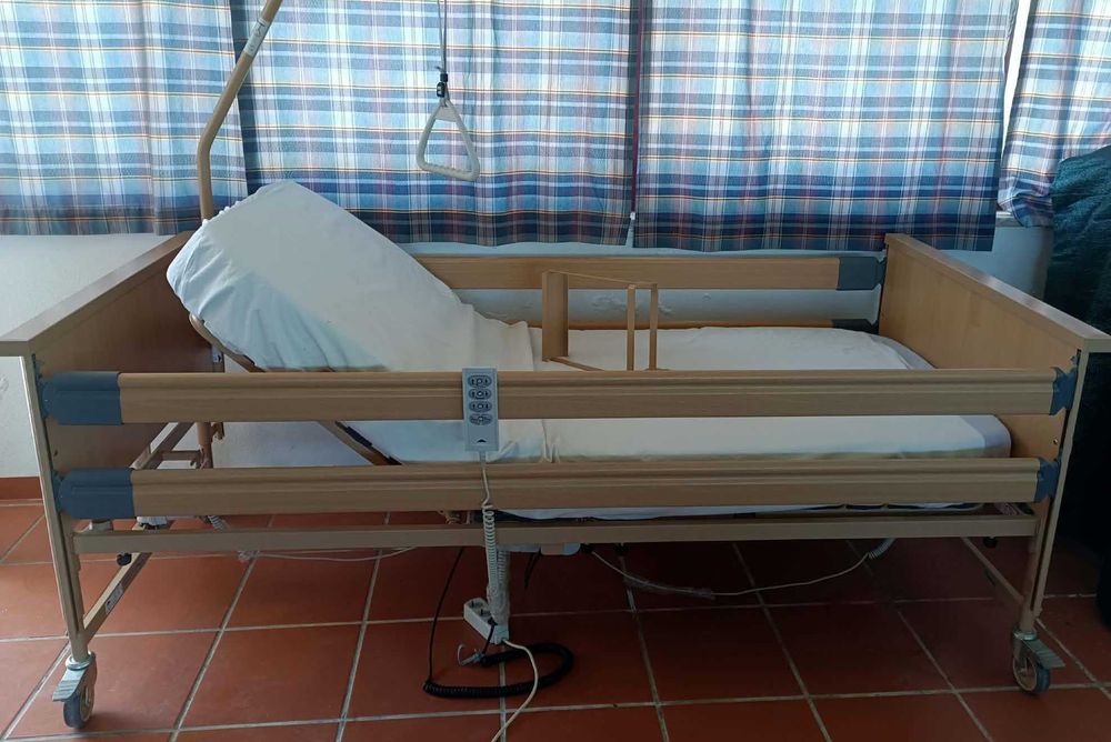 Cama articulada elétrica