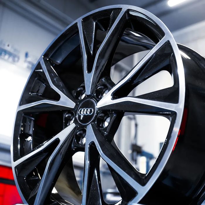 NOWE ORYGINALNE Koła Audi 18" A3 A4 A6 A8 Q2 Q3 TT