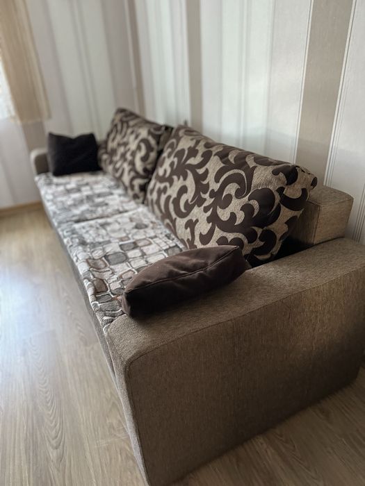 Wygodna i stylowa kanapa do salonu