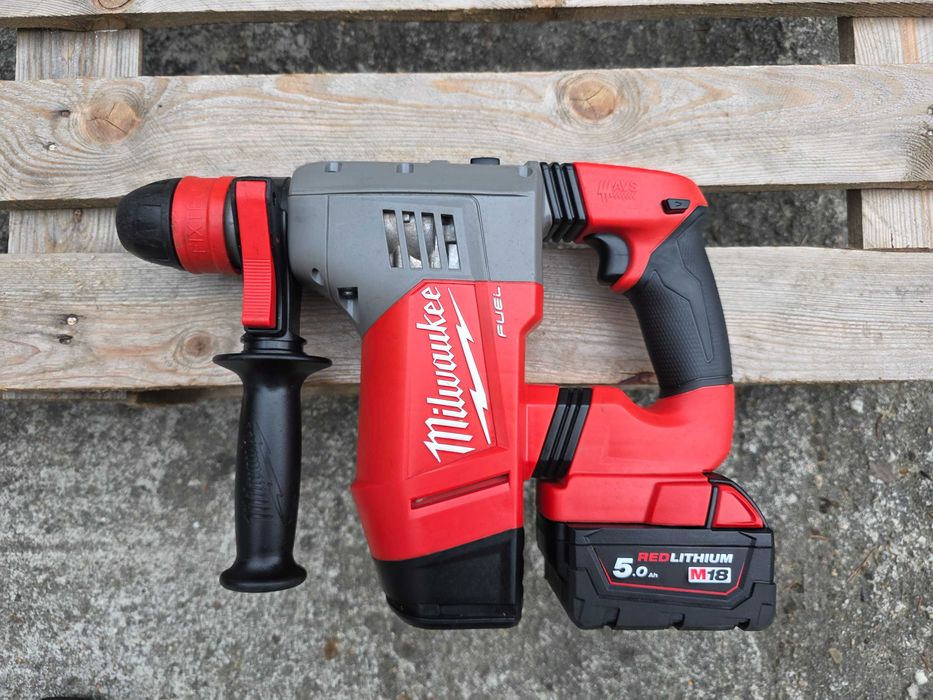 milwaukee M18 CHPX młotowiertarka + aku 5Ah