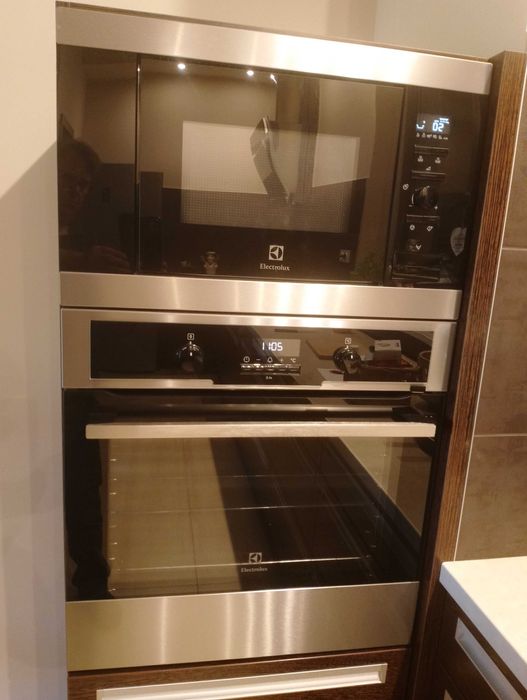 Piekarnik i Mikrofala Electrolux