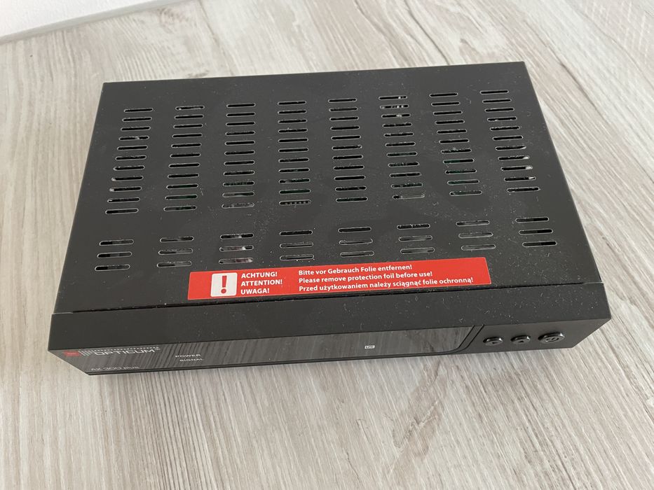 Tuner cyfrowy satelitarny opticum ax 300 plus dvb-s/s2