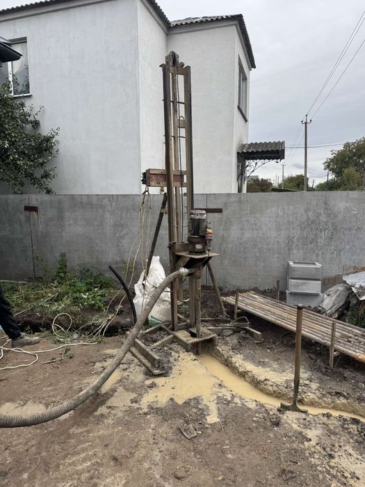 Буріння на воду / свердловини під ключ Київська область