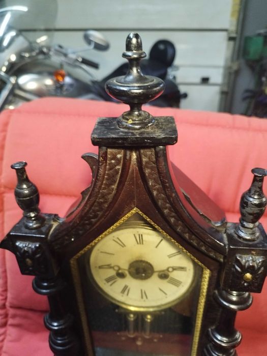 Junghans  stary zegar kapliczka z budzikiem.