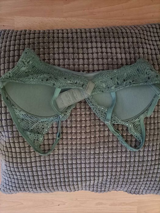 Intimissimi biustonosz zielony push up koronkowy S