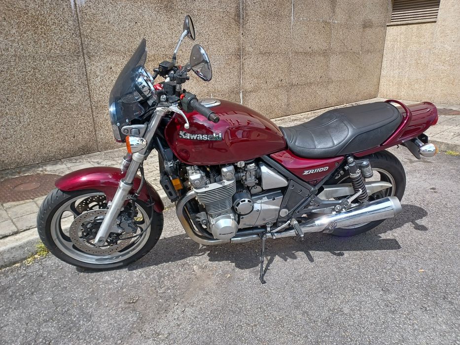 Kawasaki ZR 1100