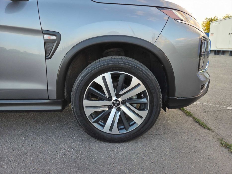 Mitsubishi Outlander Sport 2023 VIN JA4ARUAU1PU009757 фото оголошення 18 з 24