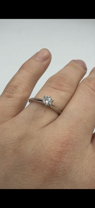 Каблучка GIA 0.30ct діамант в стилі Тіффані золото бриллиант