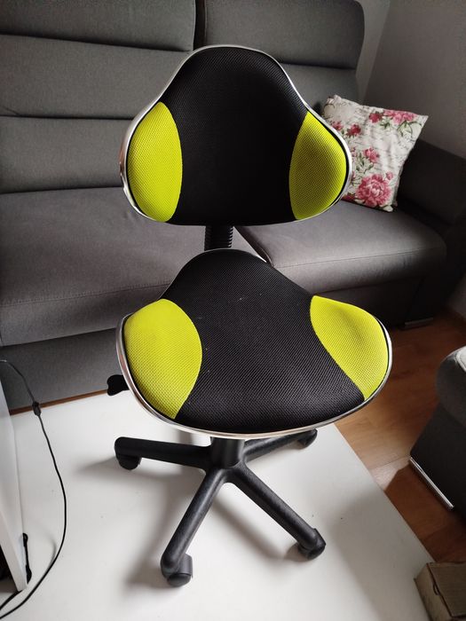 Krzesło obrotowe do biurka młodzieżowe