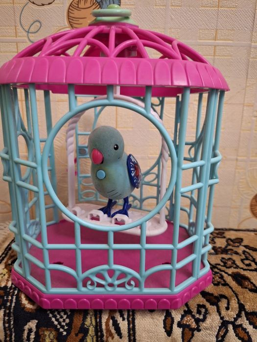 Клетка с птичкой Moose