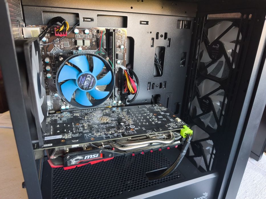 Torre gamer i3 7100 com RX 470