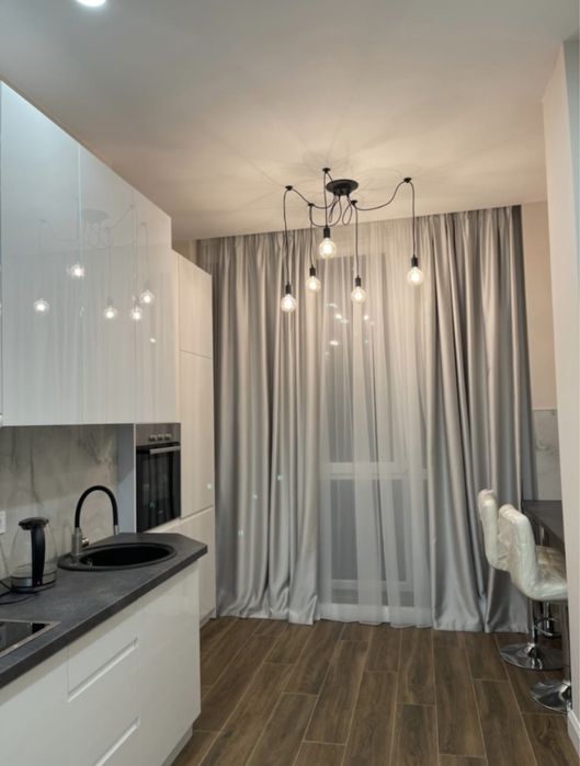 Сдам посуточно в самом центре 2-х комнатную квартиру