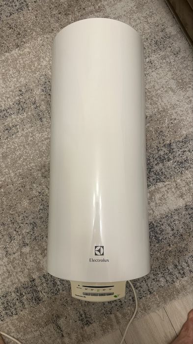 бойлер Electrolux 50 л Heatronic DL Slim