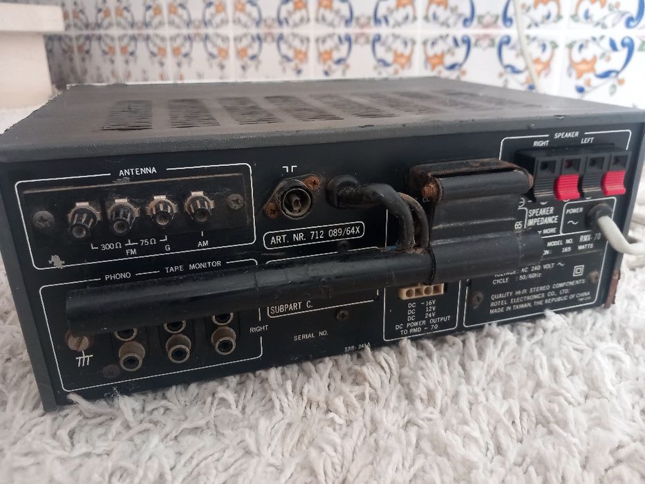 Rotel rádio/amplificador  receiver
