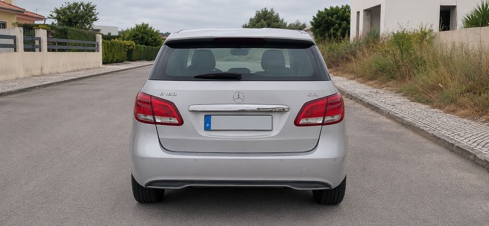 Mercedes B180d AUTO 85.000kms