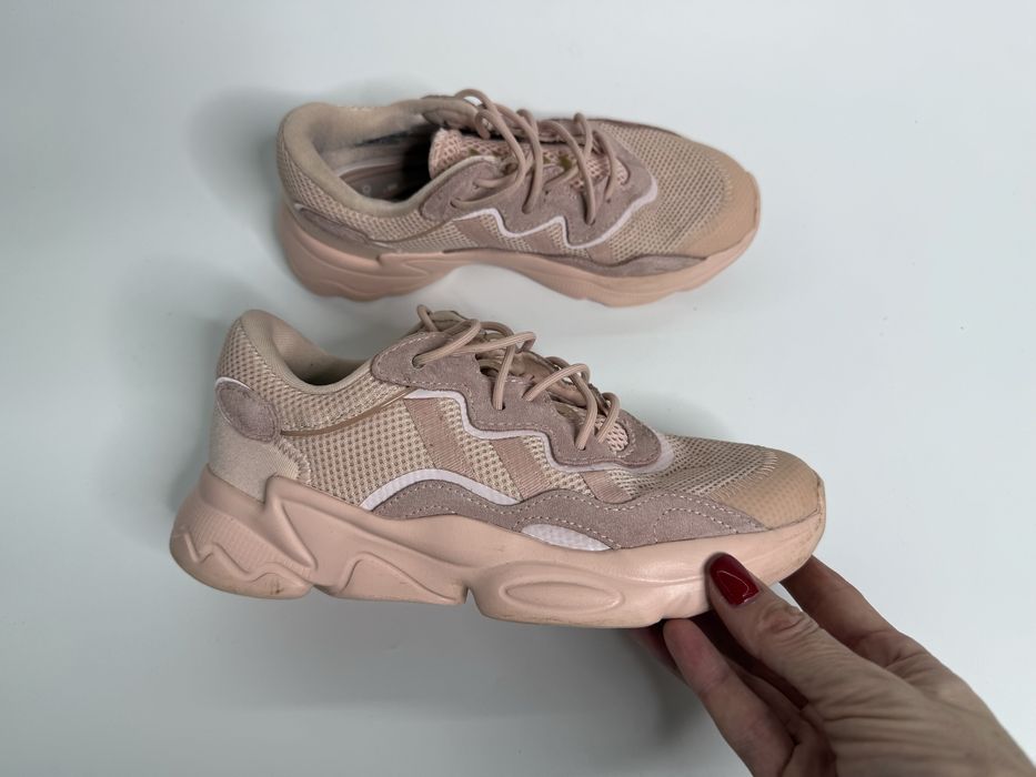 Кросівки Adidas ozweego оригінал