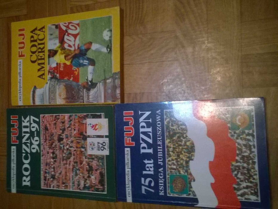 Encyklopedia piłkarska Fuji 10 sztuk