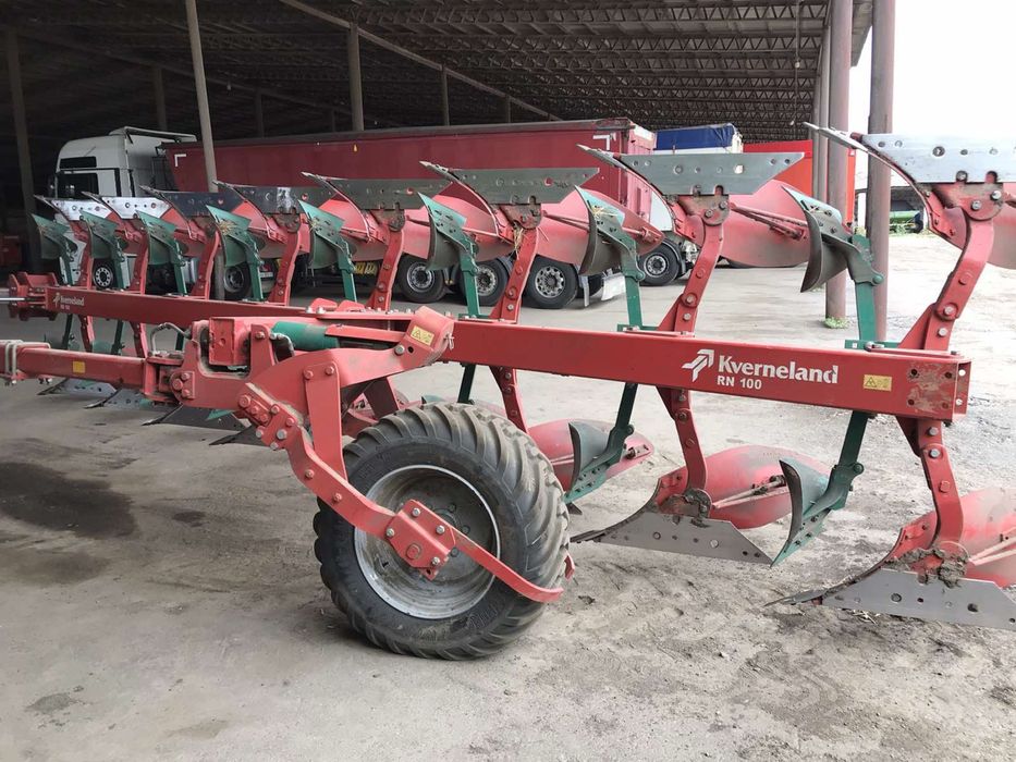 Плуг Kverneland NR-100, корпусів 8+1 ON Land