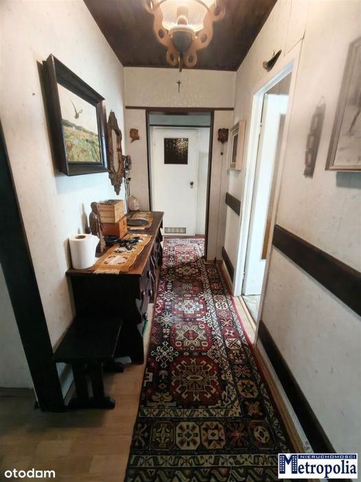 3 pokoje/ 2 piętro/ Duży balkon