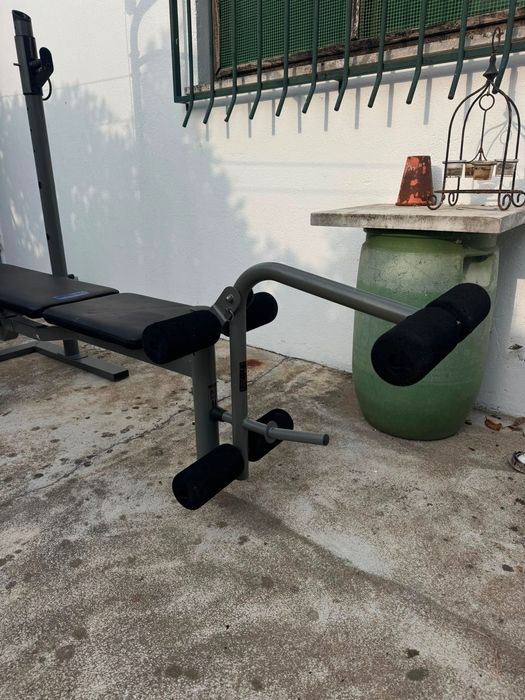 Banco de Musculação Domyos BM530 completo (torre + leg extension)