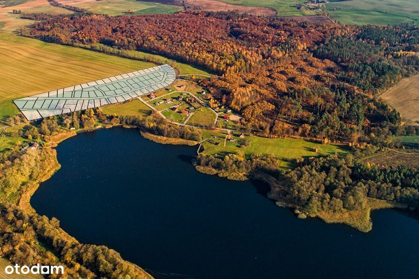 Działki budowlane z przyłączami nad jeziorem