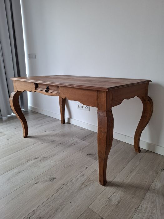 Mesa maciça estilo mexicano