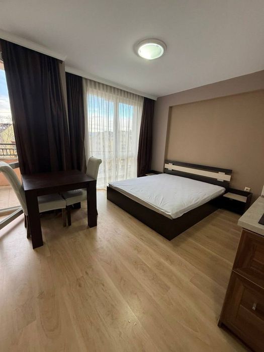 Большая студия Солнечный берег