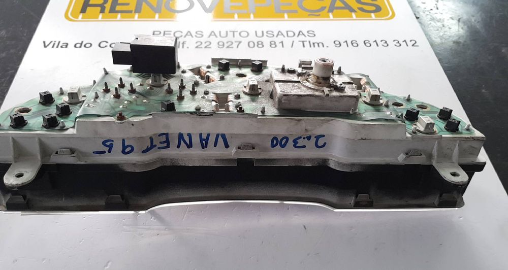 Quadrante / painel de instrumentos NISSAN Vanette (C22)