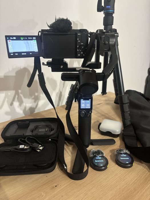 Sony ZV-E10 ||, DJI RONIN RS3 mini, Saramonic